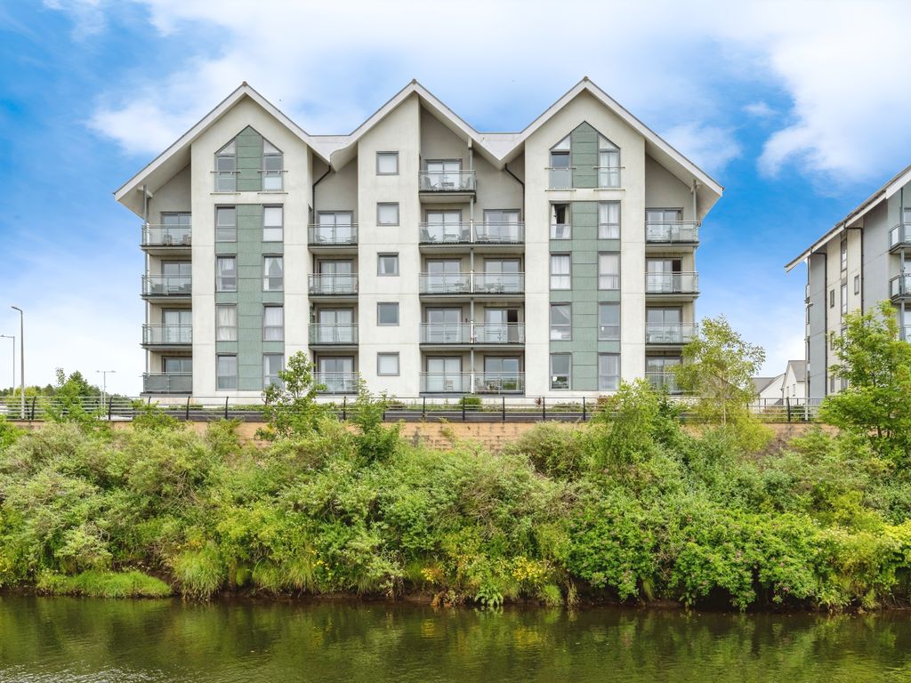 1 bed flat for sale in Phoebe Road, Copper Quarter, Pentrechwyth