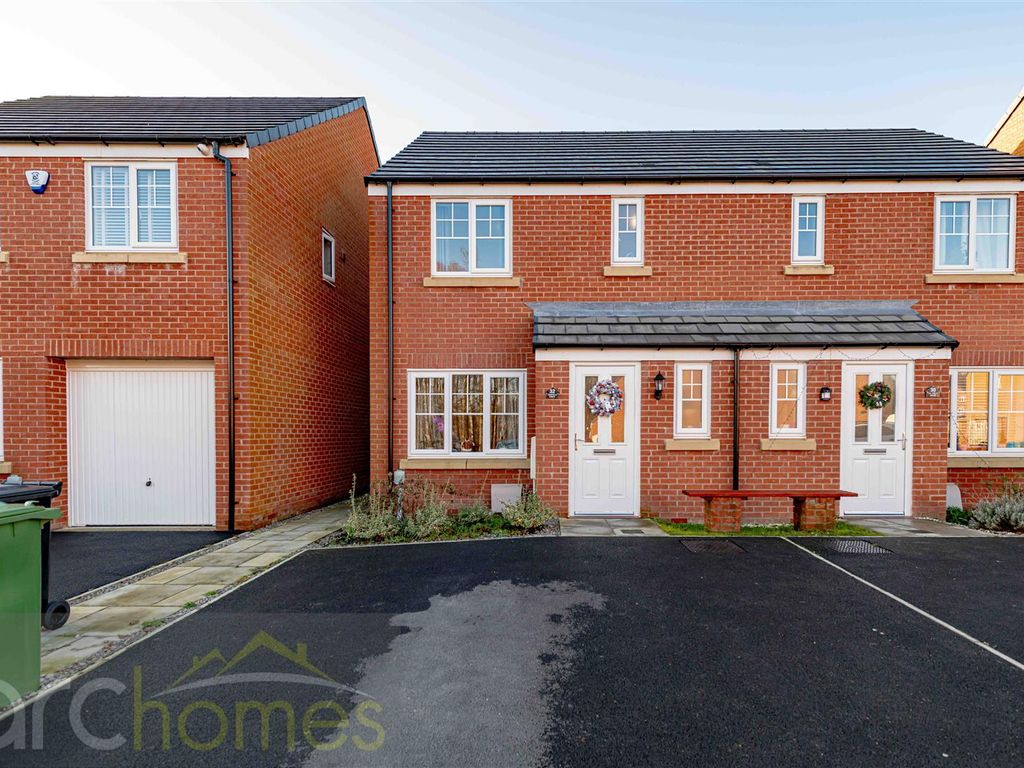 3 bed semidetached house for sale in Hadfield Grove, Leigh WN7, £