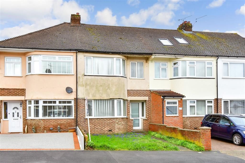 3 bed terraced house for sale in Dean Road, Strood, Rochester, Kent ME2