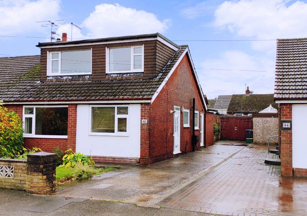 3 bed bungalow for sale in Western Drive, Leyland, Lancashire PR25 Zoopla