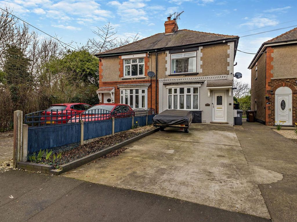 2 bed semidetached house for sale in West Street, Winterton