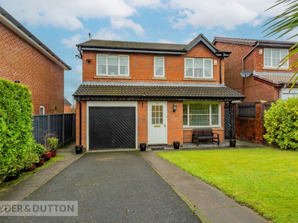 4 bed detached house for sale in Hillspring Road, Springhead