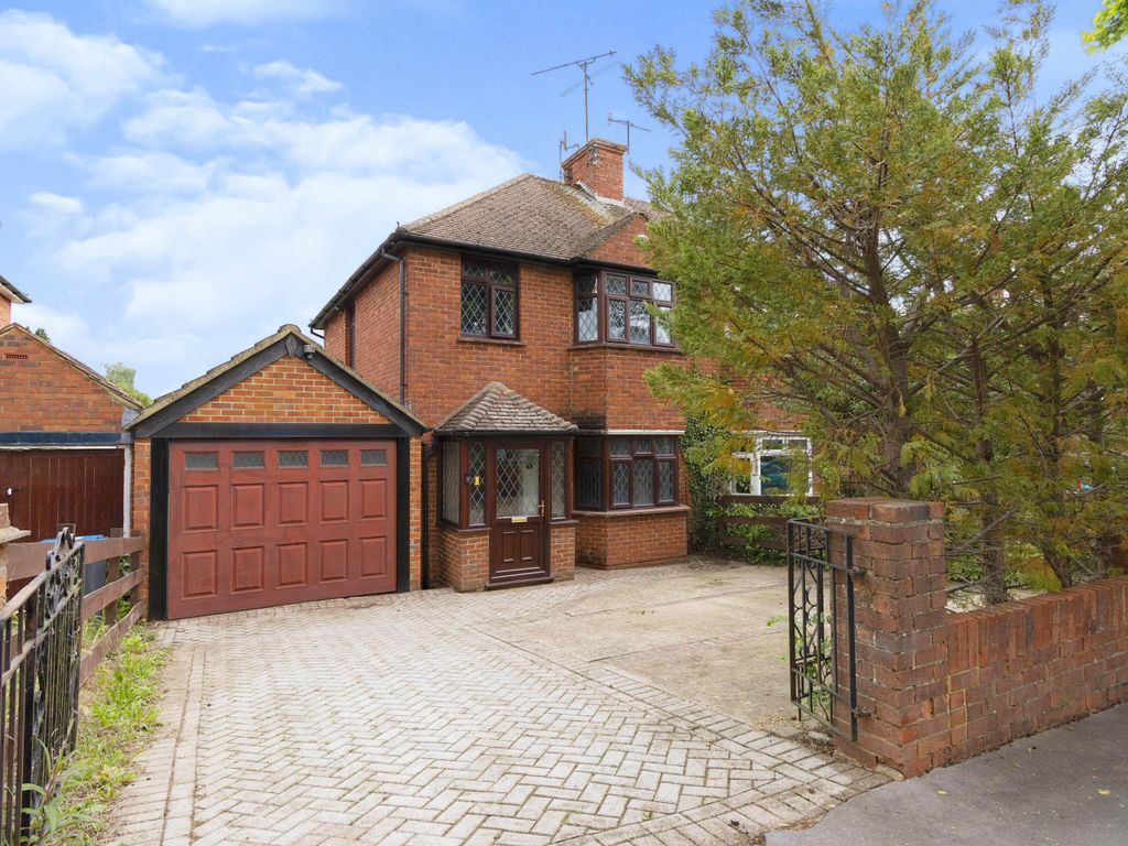 Crossways, South Croydon CR2  