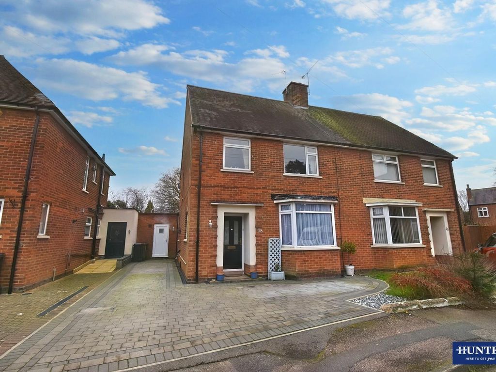 3 bed semidetached house for sale in South Avenue, Wigston LE18, £
