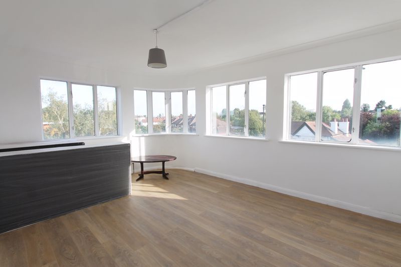4 bed flat to rent in Ruislip Road, Greenford UB6 Zoopla
