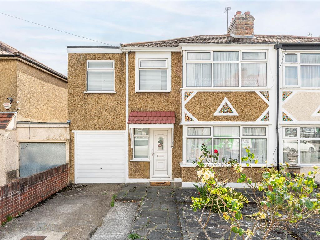 4 bed semidetached house for sale in Albany Park Avenue, Enfield EN3