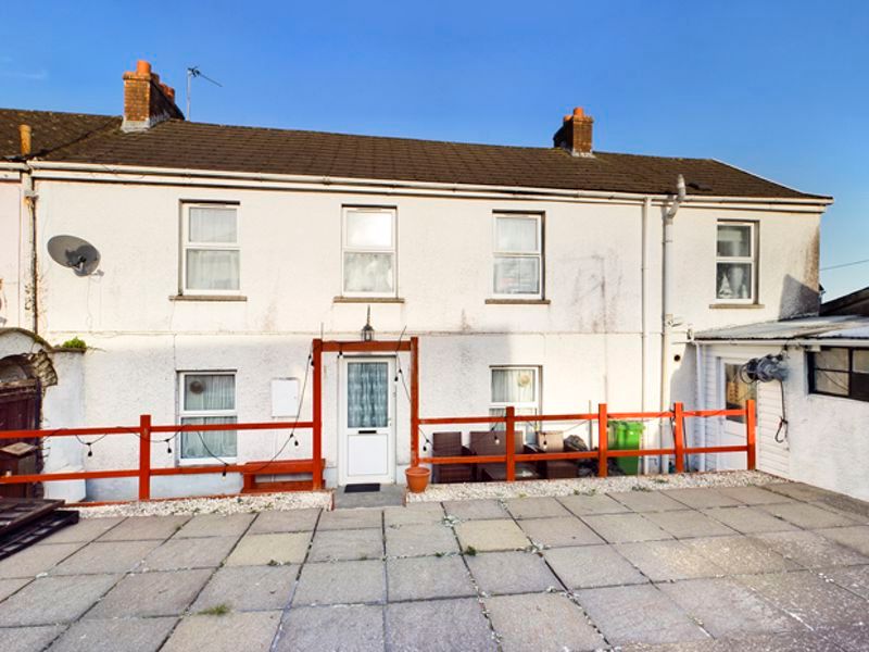 3 bed terraced house for sale in Temple Gardens, Lammas Street