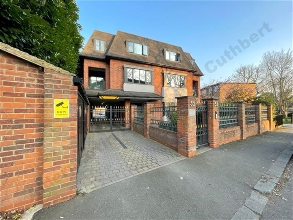 52 Ashley Lane, Hendon, London NW4