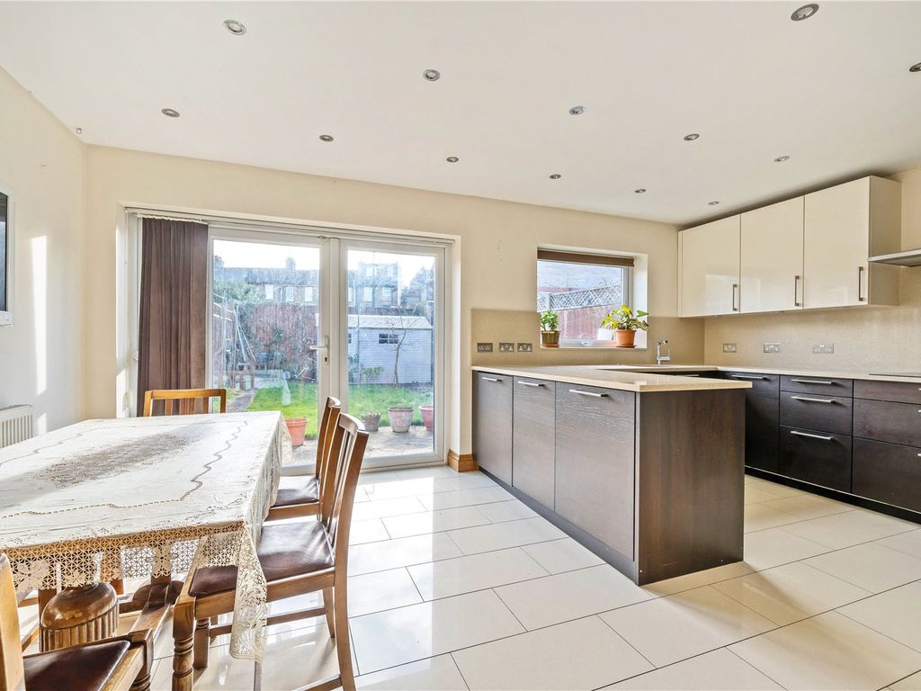 3 bed terraced house for sale in Princes Avenue, Palmers Green, London
