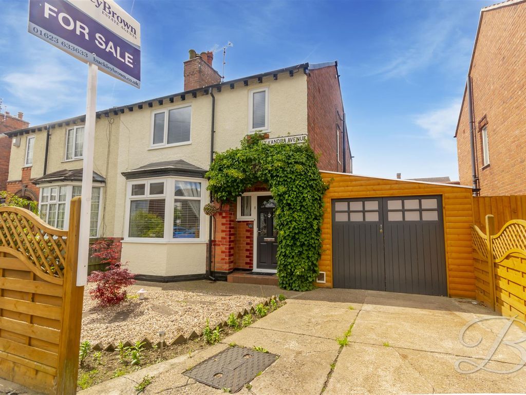 3 bed semidetached house for sale in Alexandra Avenue, SuttonIn