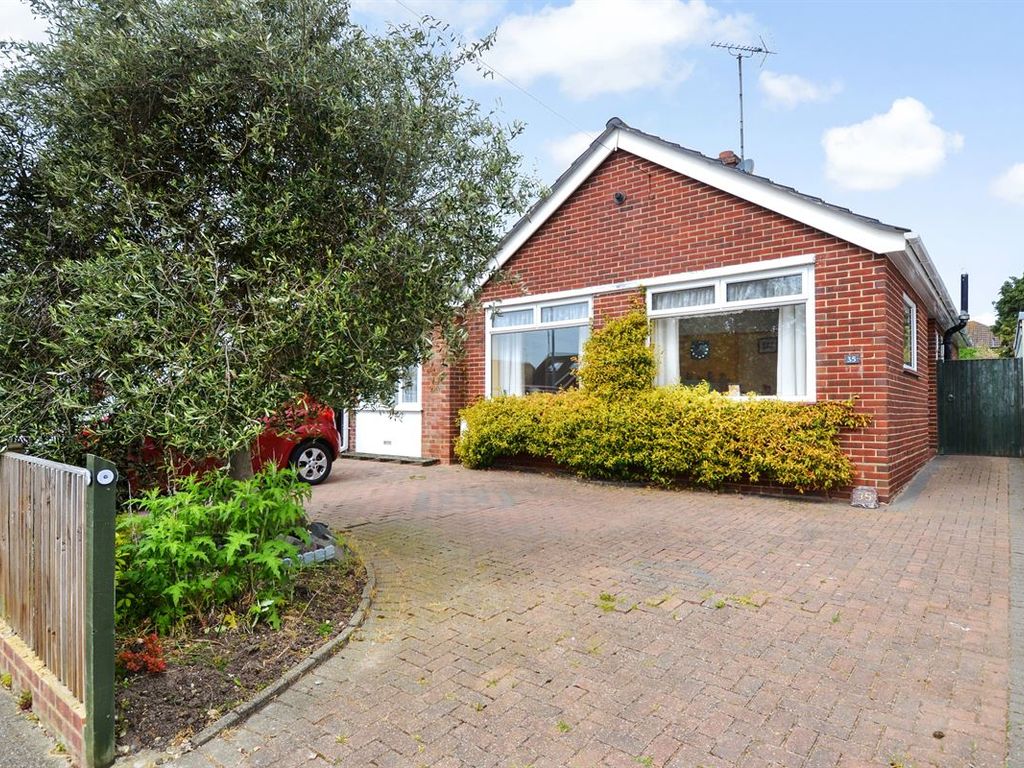 2 bed detached bungalow for sale in Southwood Road, Whitstable CT5 Zoopla