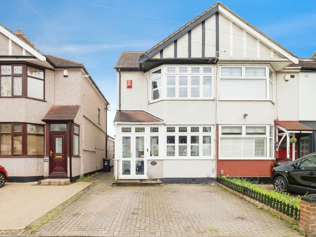 3 bed end terrace house for sale in Uplands Road, Woodford Green IG8, £
