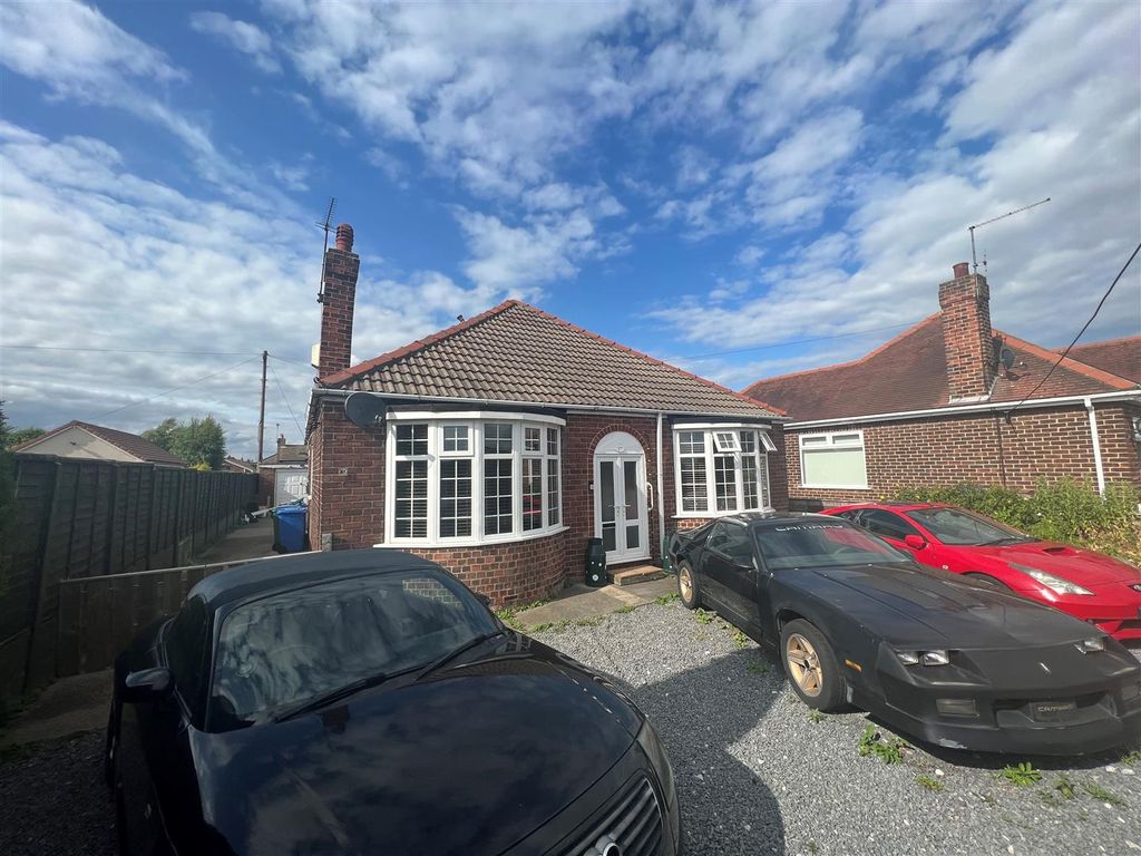 3 bed bungalow for sale in Thorn Road, Hedon, Hull HU12 Zoopla