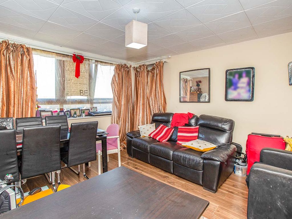 2 bed flat for sale in St. Marys Court, Melford Road, London E6, £