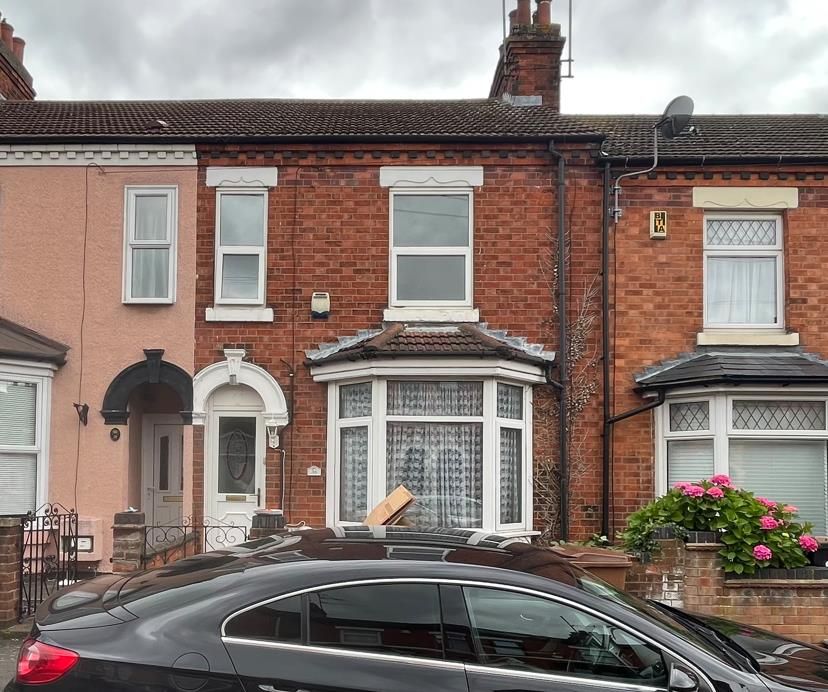 3 bed terraced house to rent in Ferrestone Road, Wellingborough NN8
