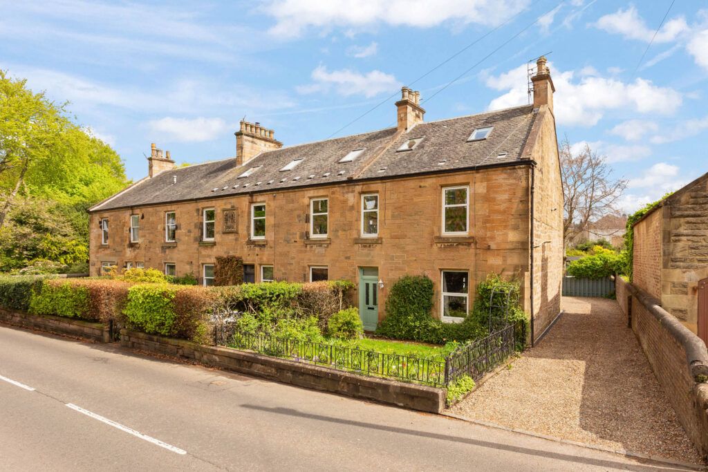 4 bed for sale in Mains Road, Linlithgow EH49, £395,000 Zoopla