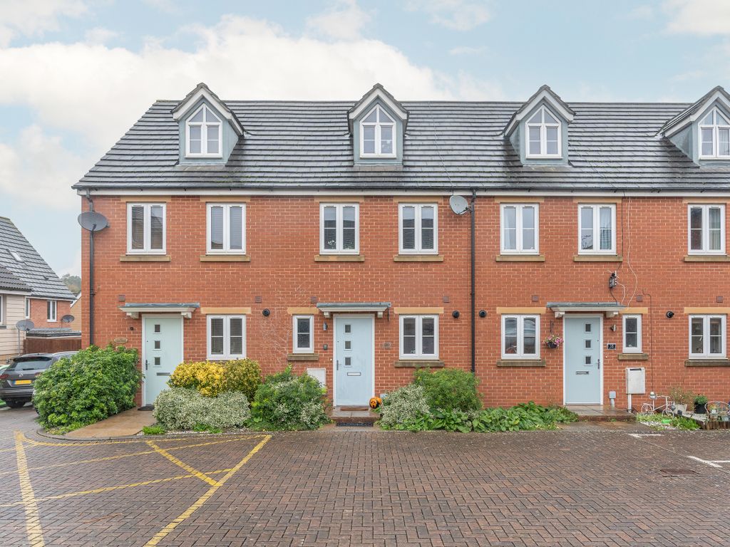 3 bed terraced house for sale in Loop Road, Mangotsfield, Bristol BS16, £325,000 Zoopla
