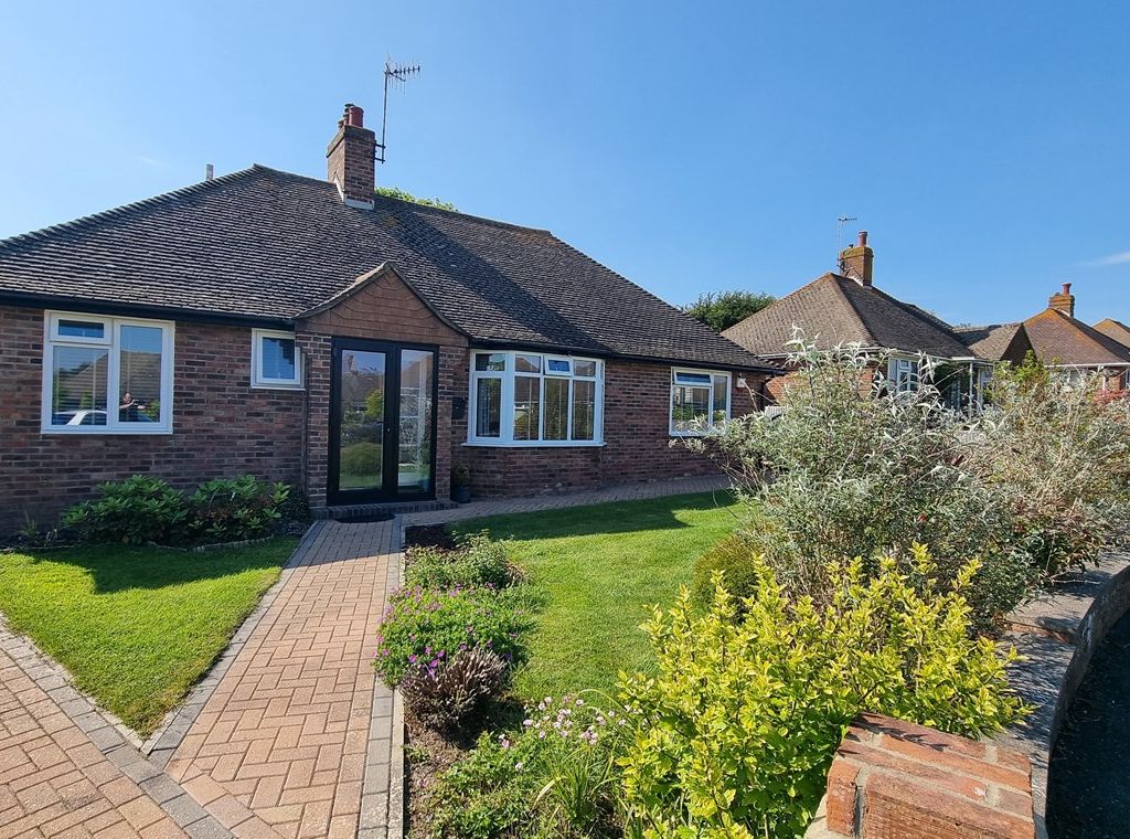 3 bed detached bungalow for sale in Alexander Drive, BexhillOnSea