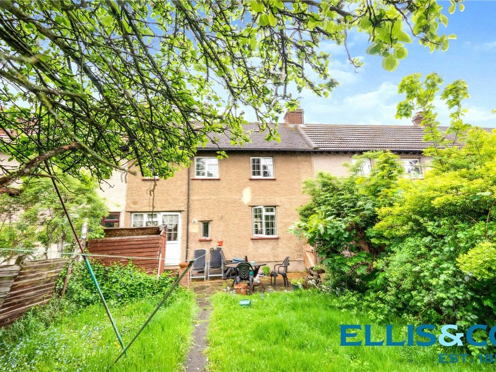 3 bed terraced house for sale in Manaton Crescent, Southall UB1 Zoopla