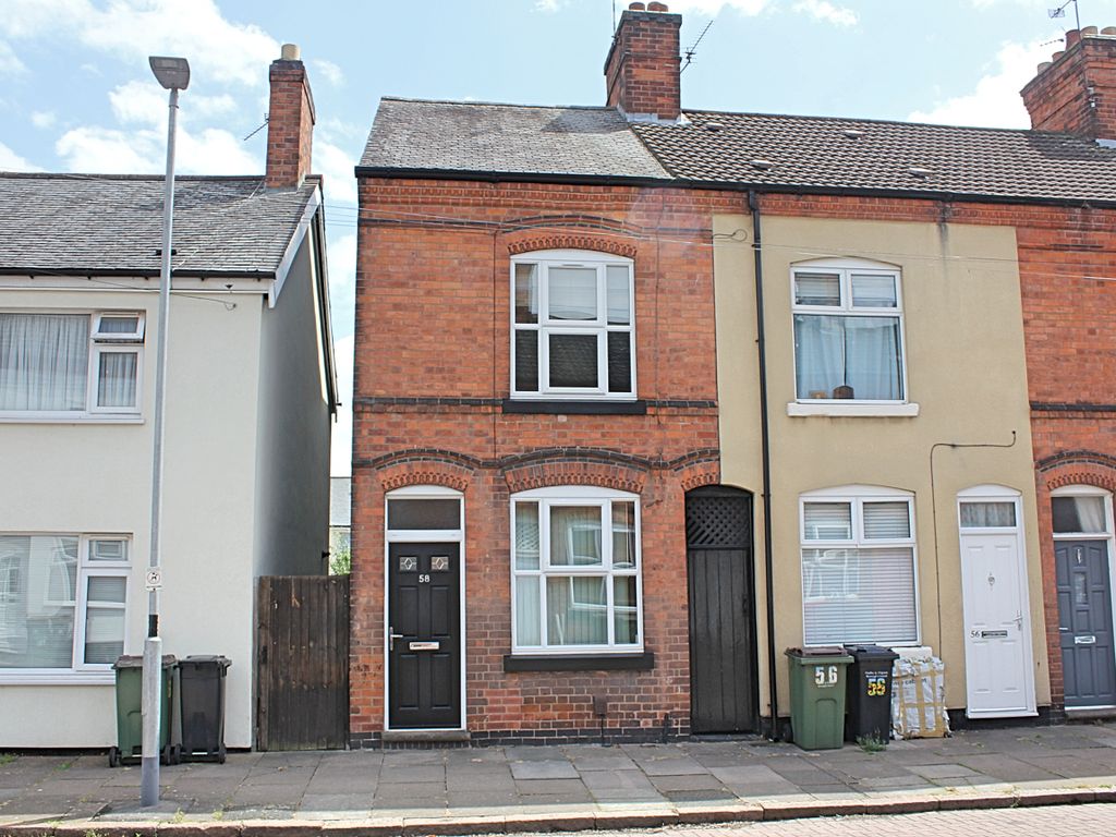 2 bed end terrace house to rent in Glengate, Wigston LE18, £800 pcm