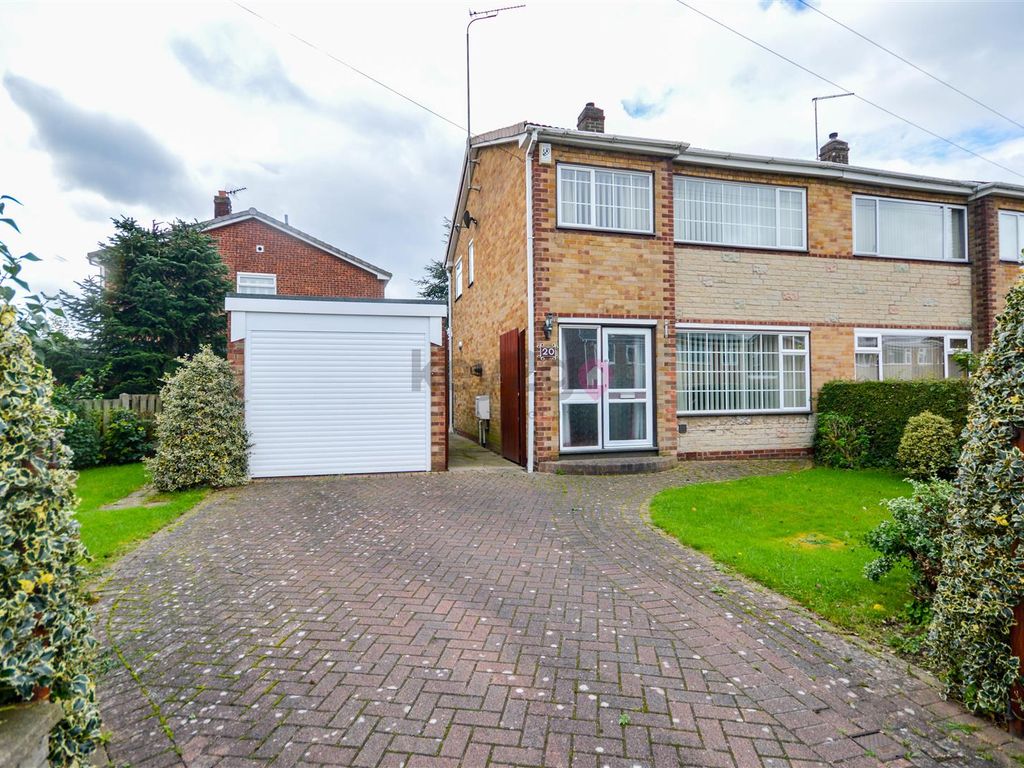 3 bed semidetached house for sale in St. Stephens Drive, Aston