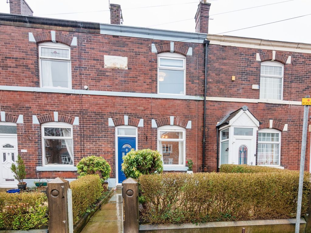 3 bed terraced house for sale in Parr Lane, Bury BL9, £240,000 Zoopla