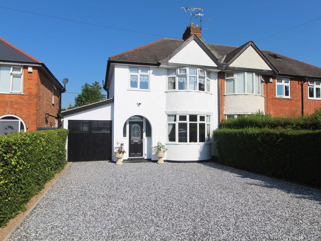 3 bed semidetached house for sale in Lutterworth Road, Blaby