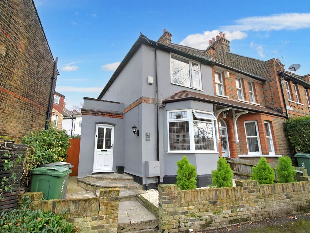 2 bed end terrace house to rent in Mill Lane, Woodford Green IG8, £