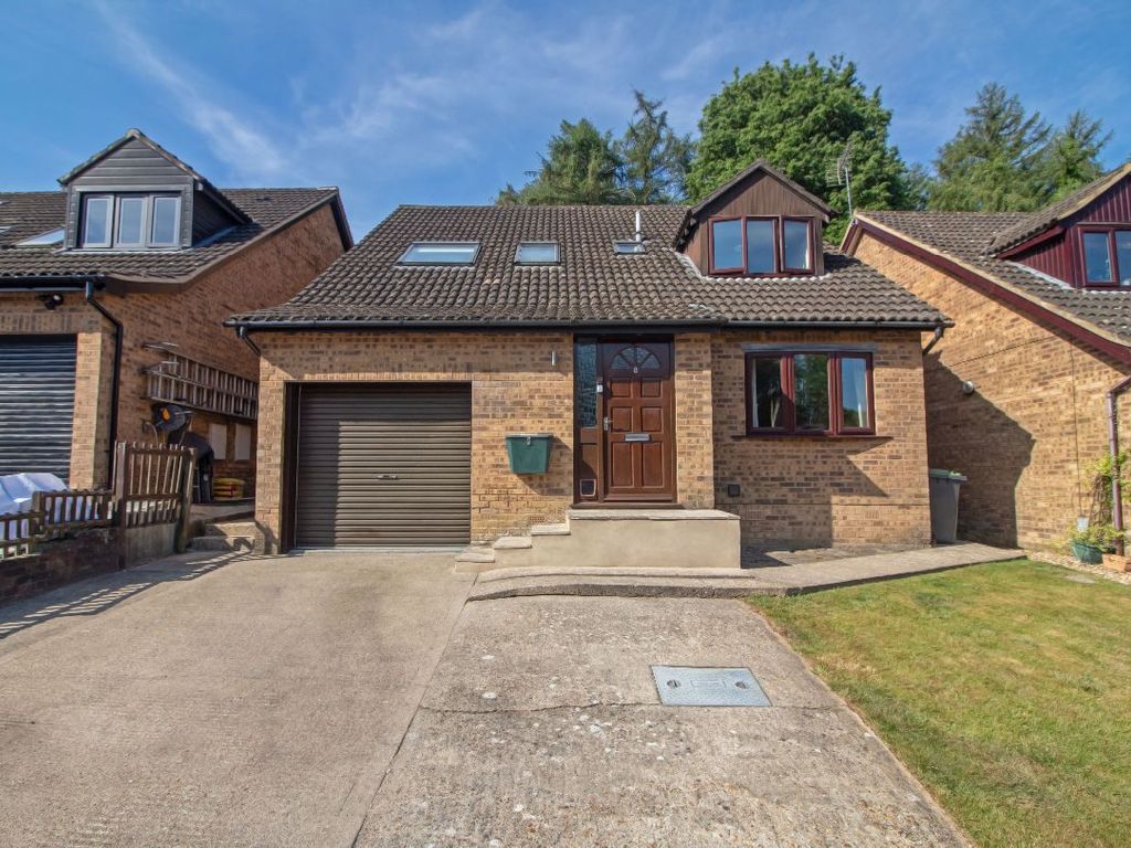 3 bed detached house for sale in Covert Grove, Waterlooville PO7 Zoopla