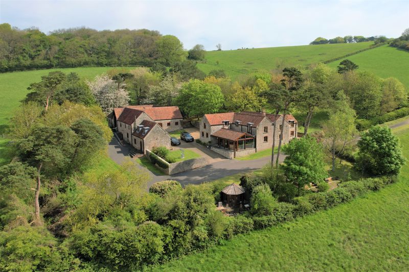 6 bed detached house for sale in Lane, Bleadon, North