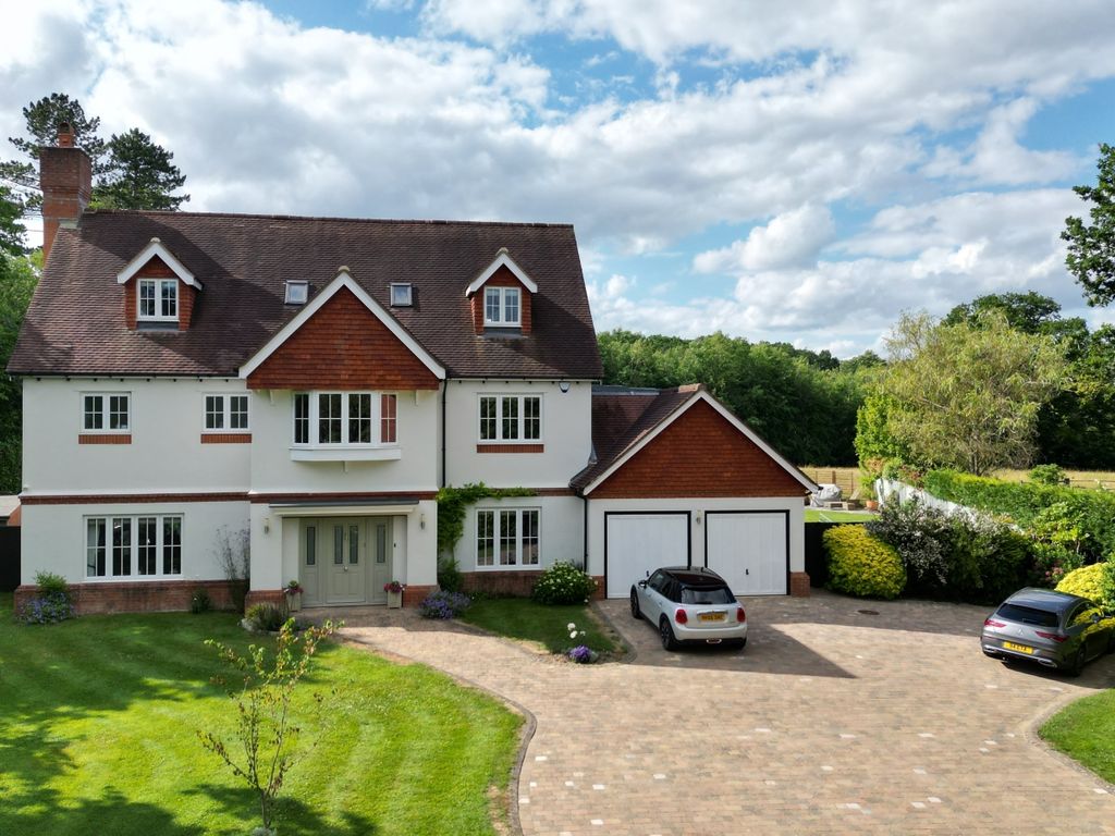 5 bed detached house for sale in Coombe Hill Road, East Grinstead RH19