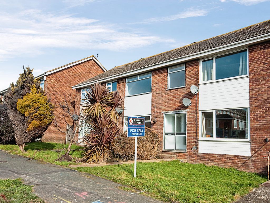3 bed terraced house for sale in Wordsworth Drive, Eastbourne, East