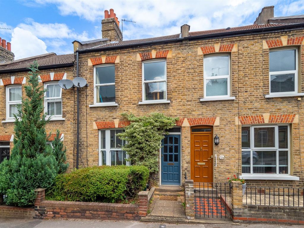 2 bed terraced house for sale in Morland Road, Sutton SM1 - Zoopla