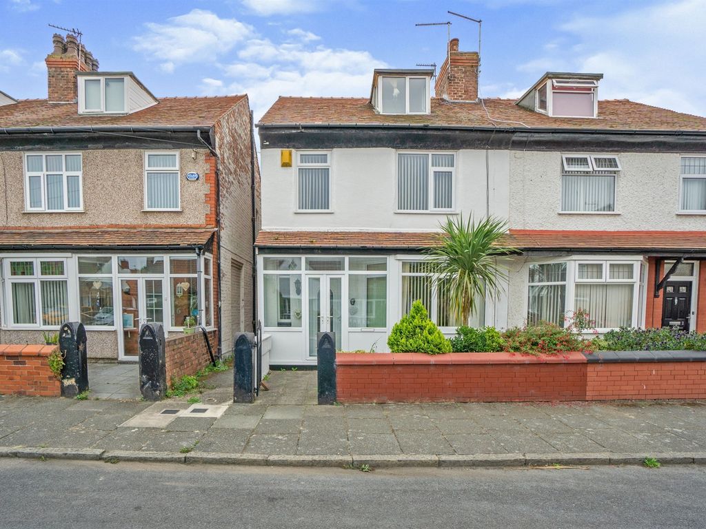 4 bed semidetached house for sale in Bromley Road, New Brighton