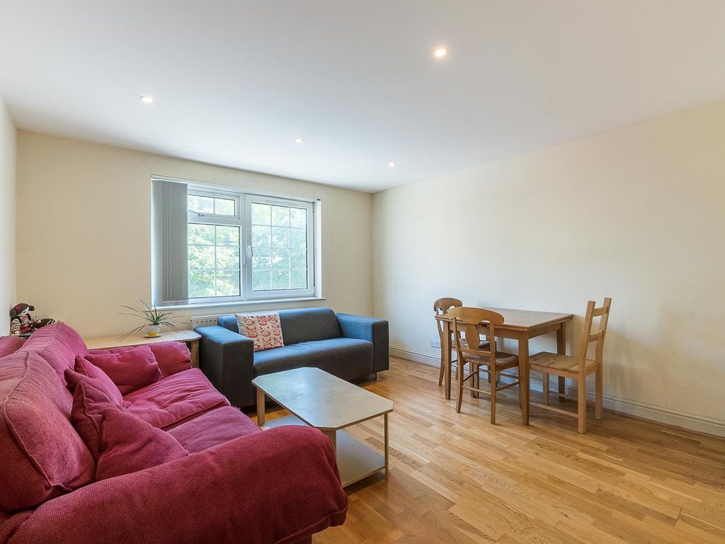 2 bed flat to rent in Garden Row, Elephant And Castle, London SE1 Zoopla