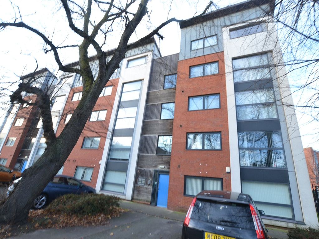 2 bed flat for sale in Trinity Road, Bootle, Merseyside L20, £80,000