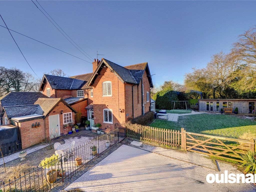 3 bed semidetached house for sale in Hewell Lane, Tardebigge