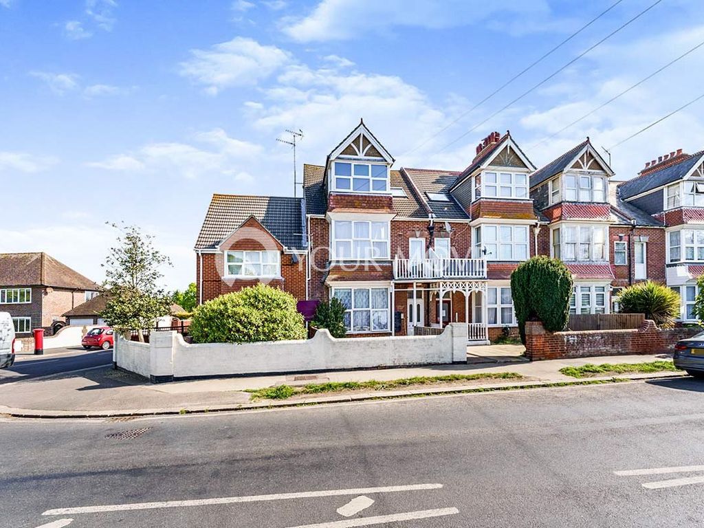 1 bed flat for sale in Aldwick Court, 152 Aldwick Road, Bognor Regis