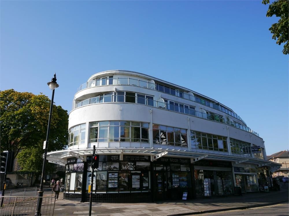 1 bed flat for sale in Llofft Washington, Stanwell Road, Penarth CF64