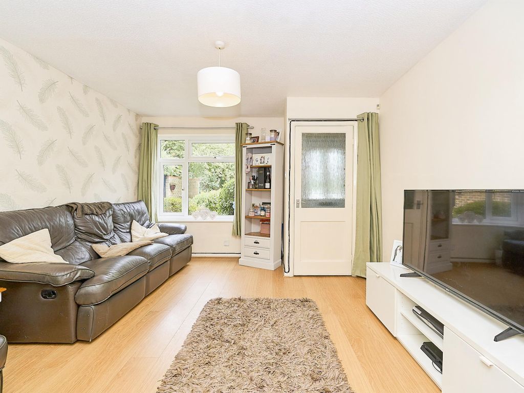 Fern Walk, Ashford TW15  