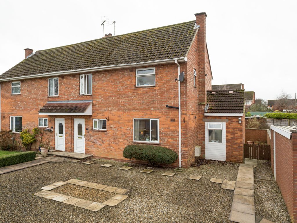 3 bed semidetached house for sale in Linton Woods Lane, Linton On Ouse