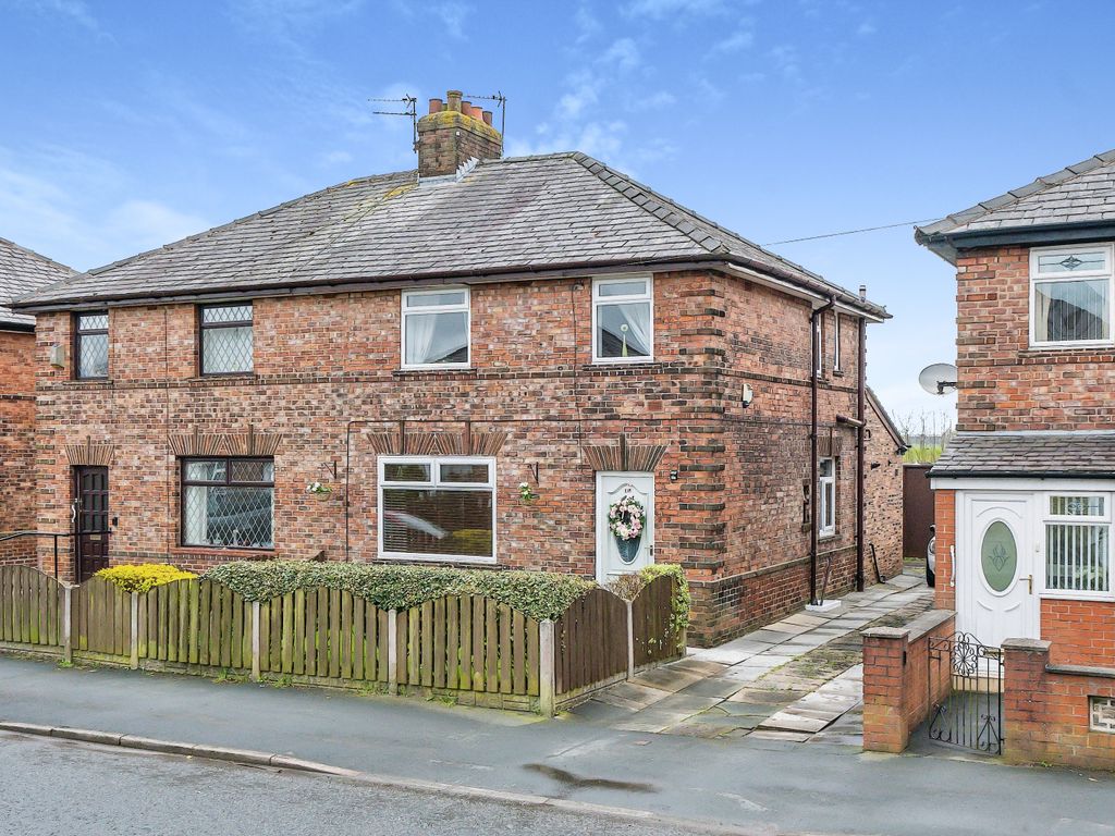 3 bed semidetached house for sale in Scholes Lane, St. Helens WA10