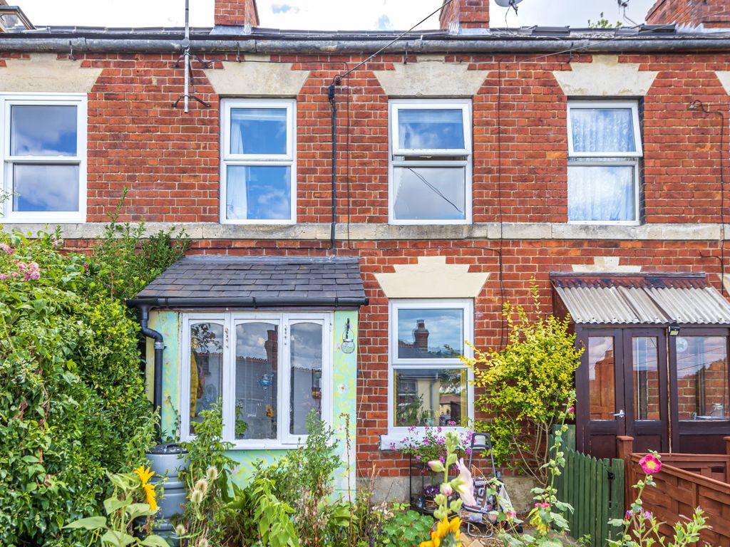 2 bed terraced house for sale in Spillmans Road, Stroud