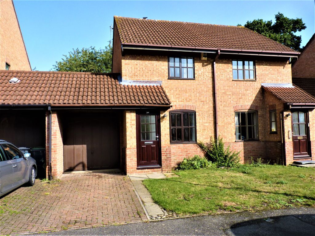 2 bed semidetached house to rent in Malcote Close, Biddenham, Bedford