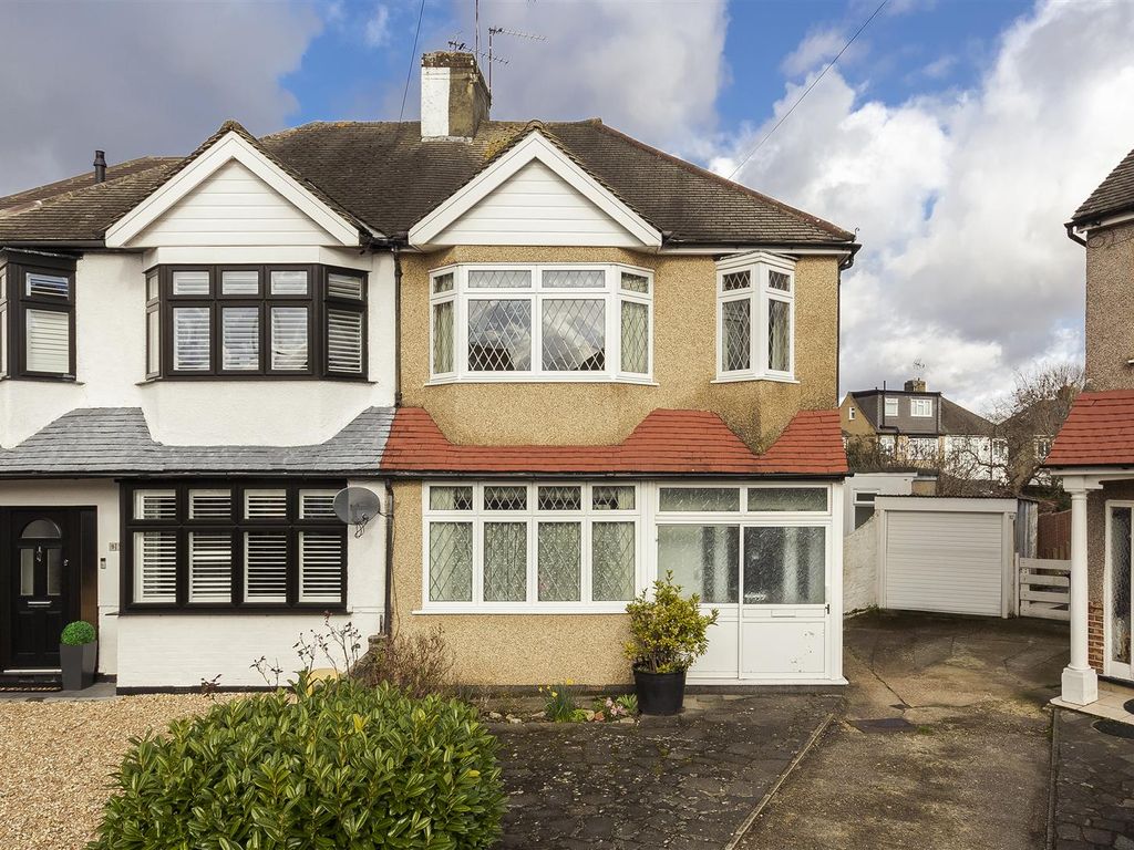 3 bed semidetached house for sale in Allgood Close, Morden SM4, £