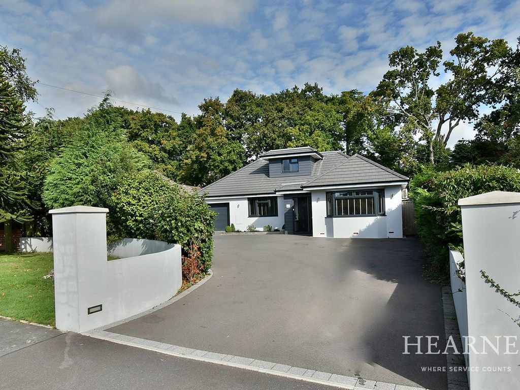 4 bed detached house for sale in Gallows Drive, West Parley, Ferndown