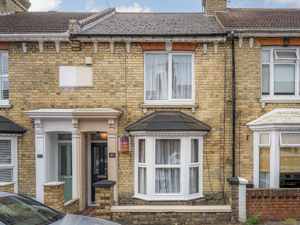2 bed terraced house for sale in Kent Avenue, Ashford TN24 Zoopla