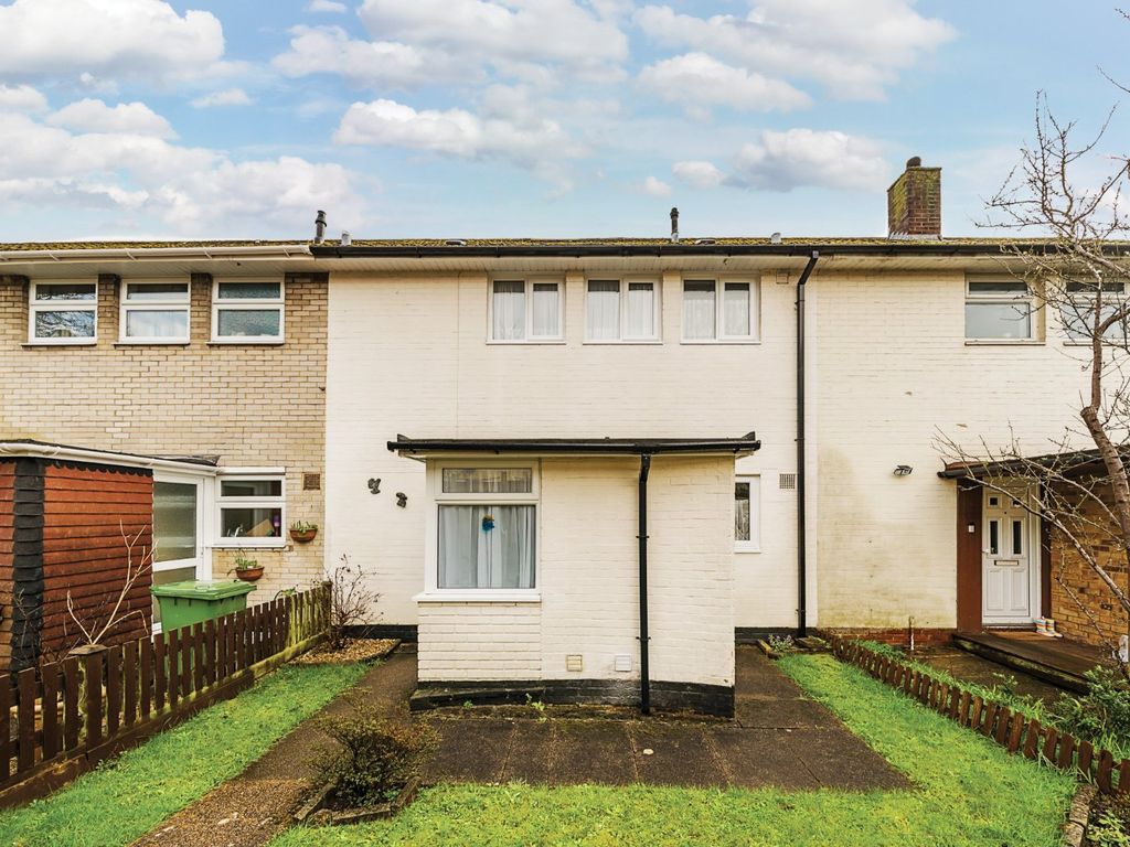 2 bed terraced house for sale in Yeovil Chase, Southampton, Hampshire