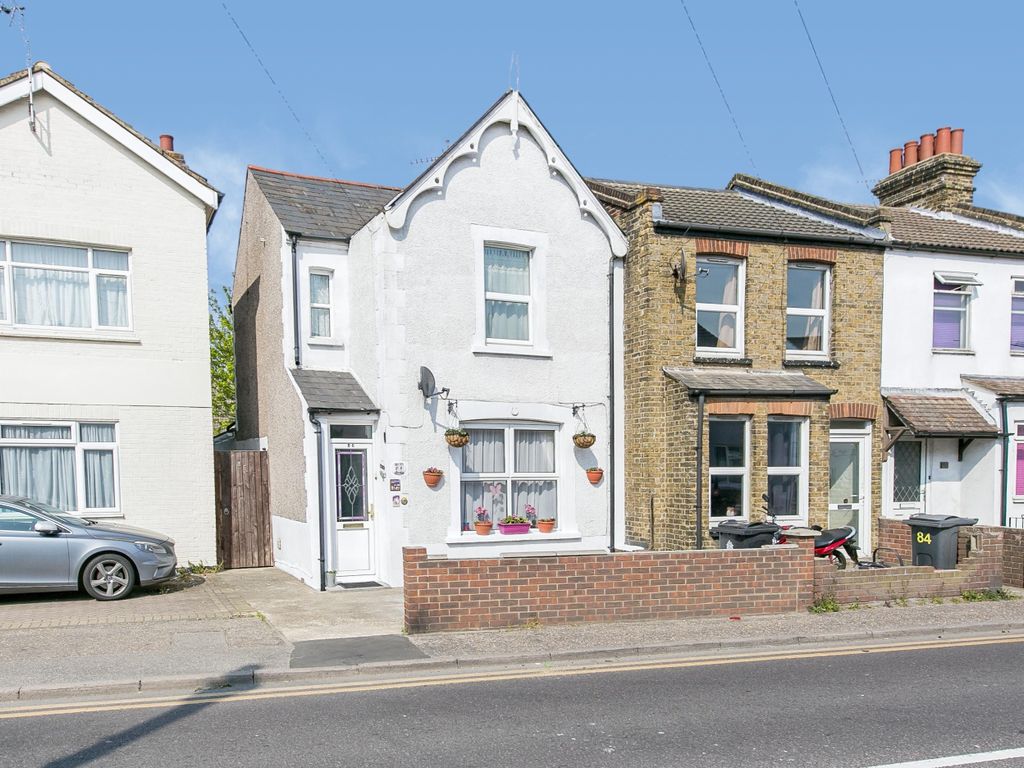 3 bed end terrace house for sale in St. Osyth Road, ClactonOnSea