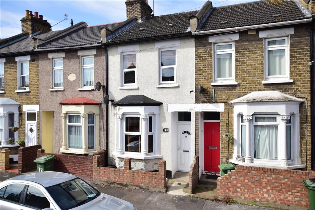 2 bed terraced house for sale in Tavistock Road, London E15 Zoopla